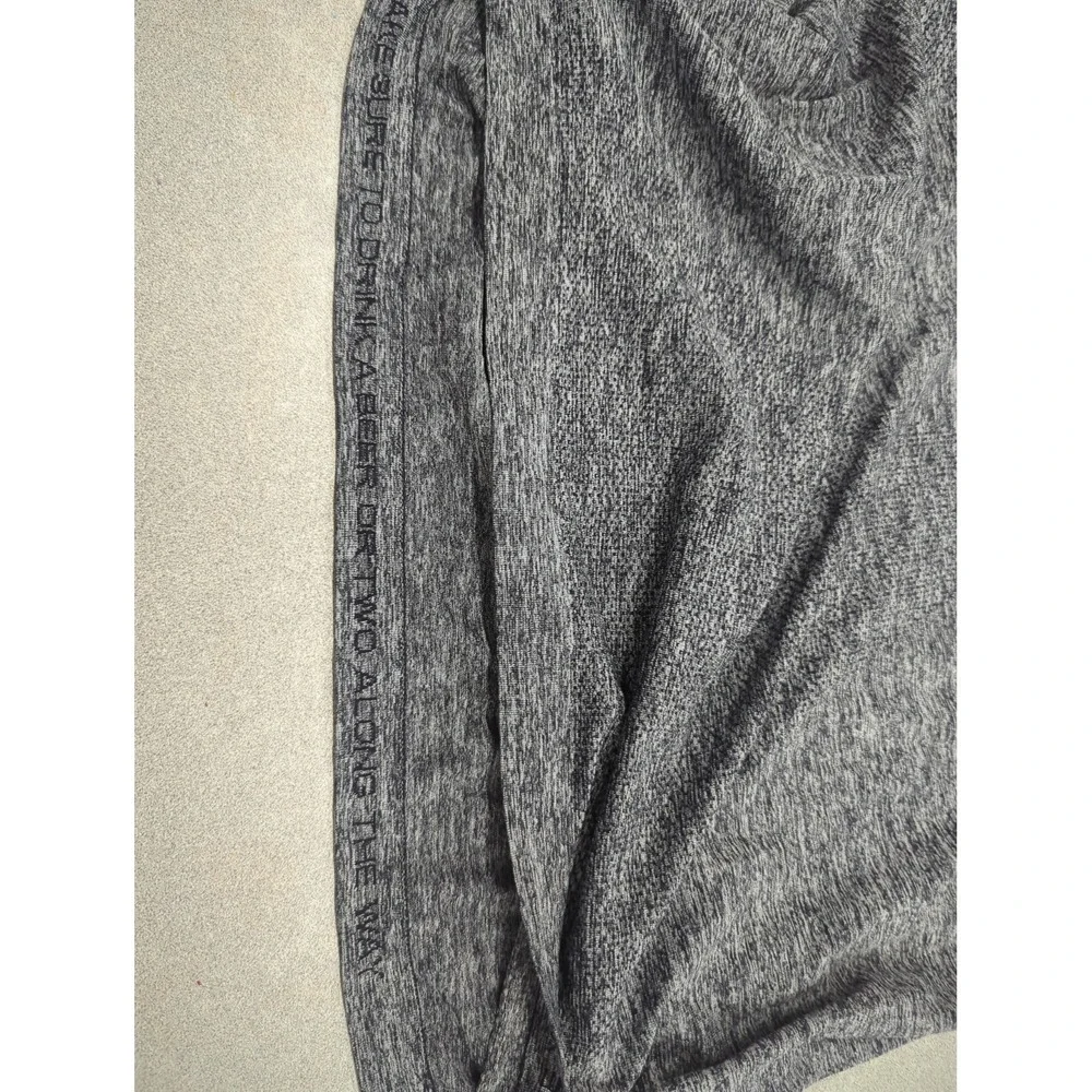 Lululemon Metal Vent Tech Shirt Mens Grey Orange Stitching Gym Training Tee
